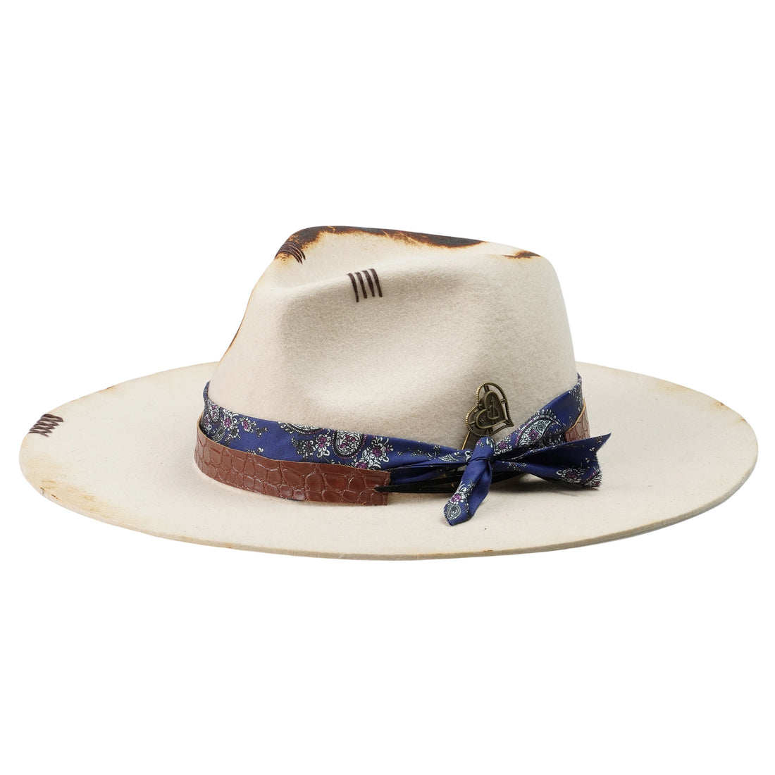 Hand-Burned Bold Felt Hat – Minimal Silhouette, Retro-Inspired Hardware