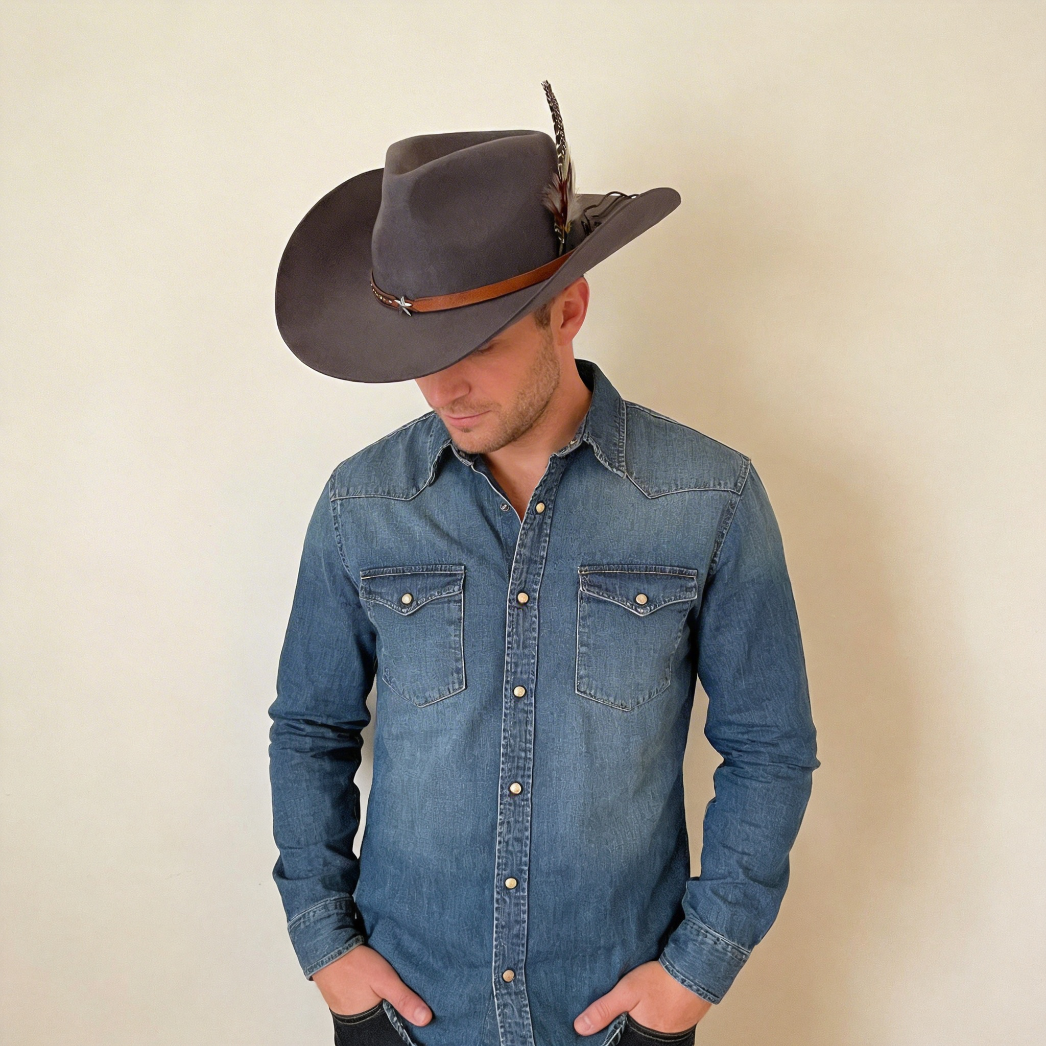 Modern Earthy Gray Hat – Metal Clasp Accent