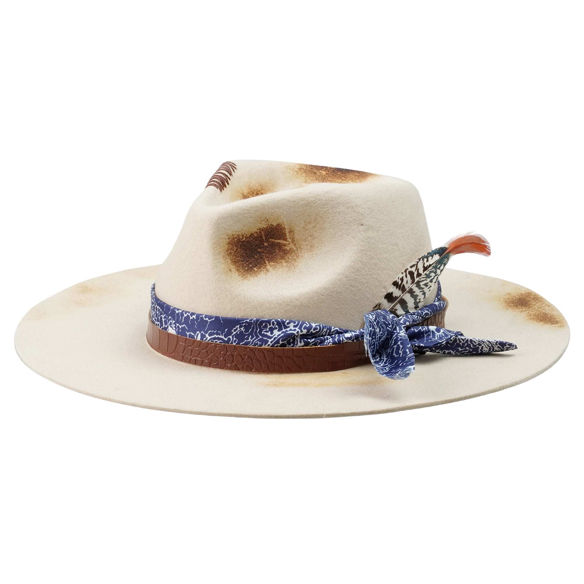 Hand-Burned Artistic Felt Hat – Light Tone, Organic Embellishment