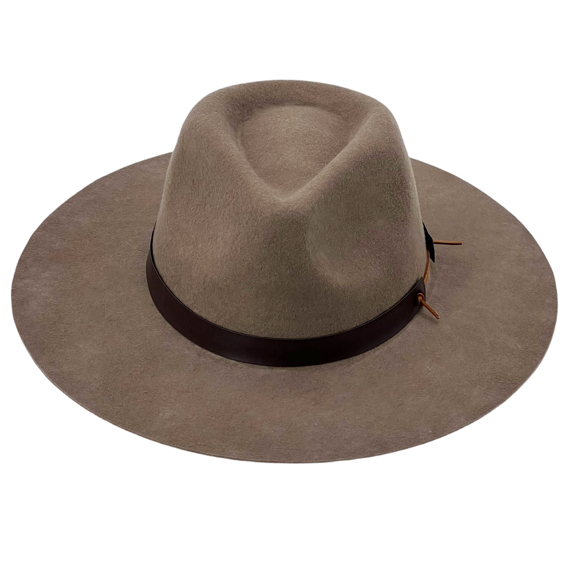 Soft Tan Flat-Brim – Minimalist Leather Strap