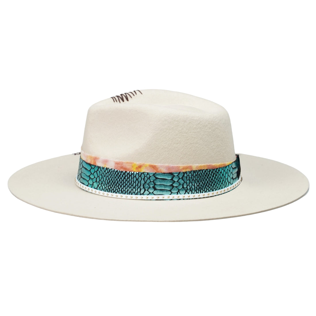Elegant Off-White Hat – Stitched, Dyed, Luxe Trim