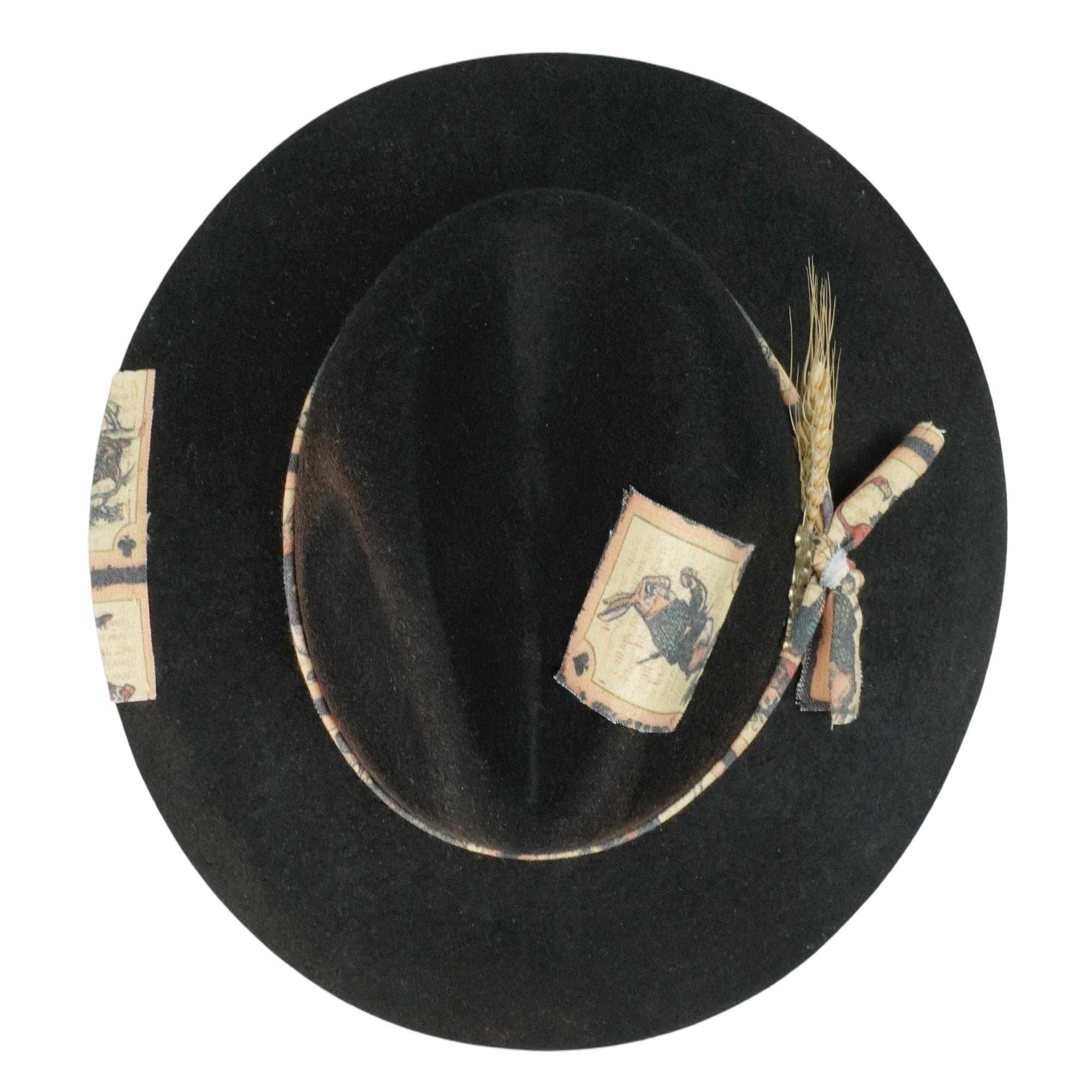 Minimal Felt Hat – Charred Detail, Retro Textile Trim