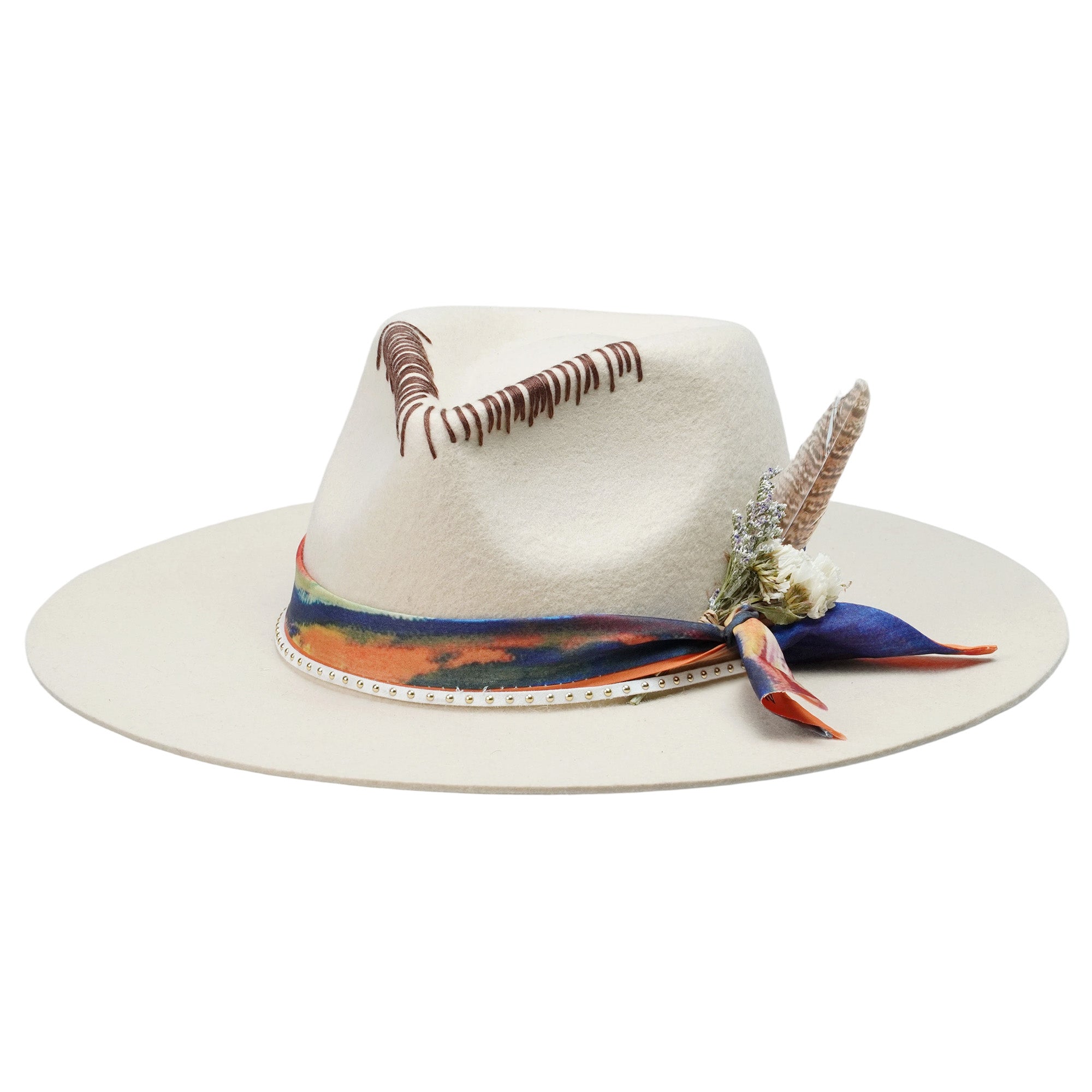 Teardrop Fedora - Off-White with Natural Dried Flower Bouquet