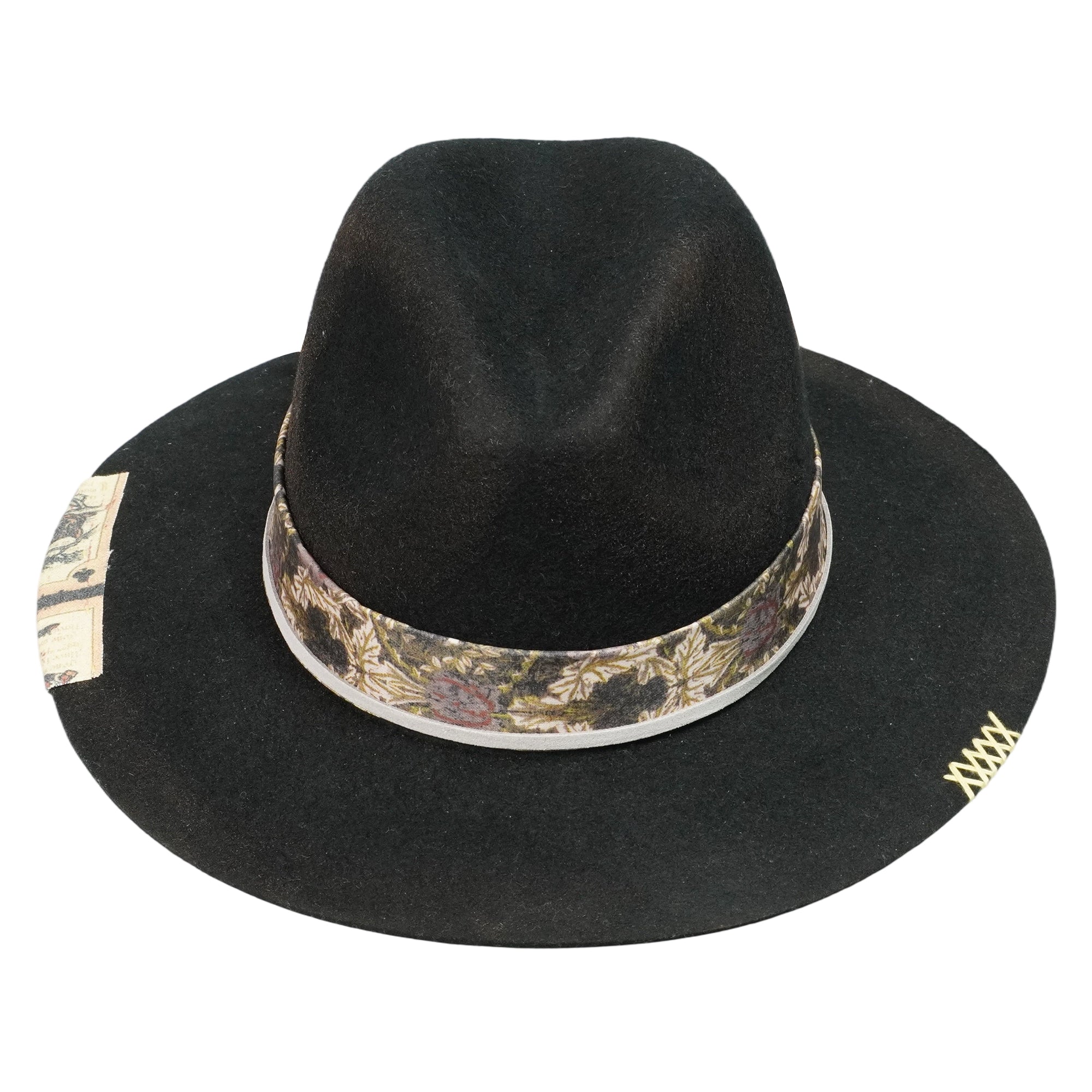 Urban Felt Hat – Sleek Silhouette, Graphic Band