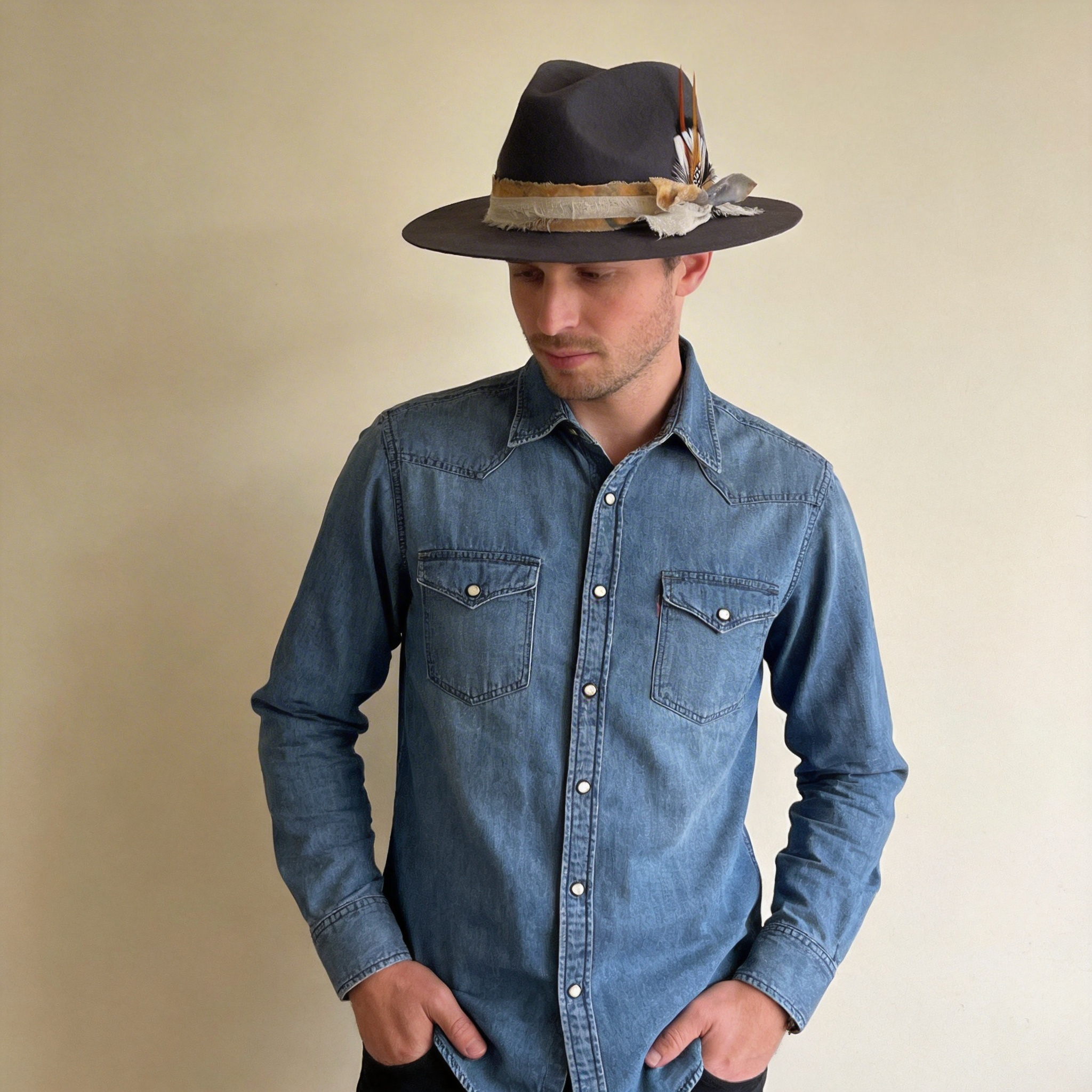 Modern Gray Hat – Feather Accent Detail