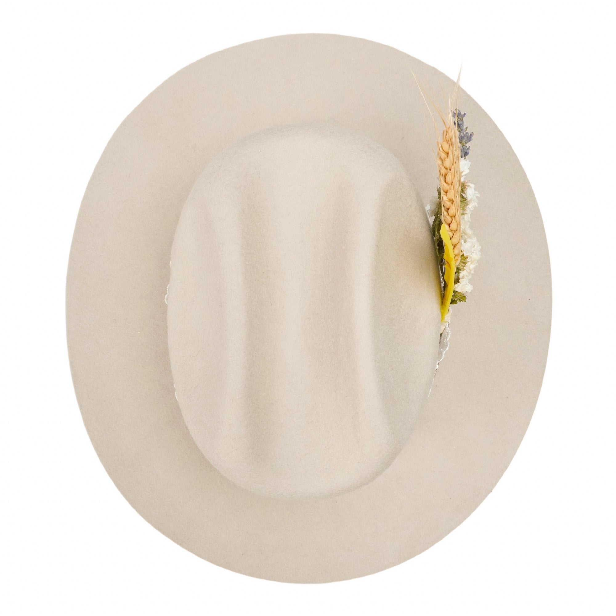 Cream Felt Hat - Star Chain & Dried Flower Bouquet