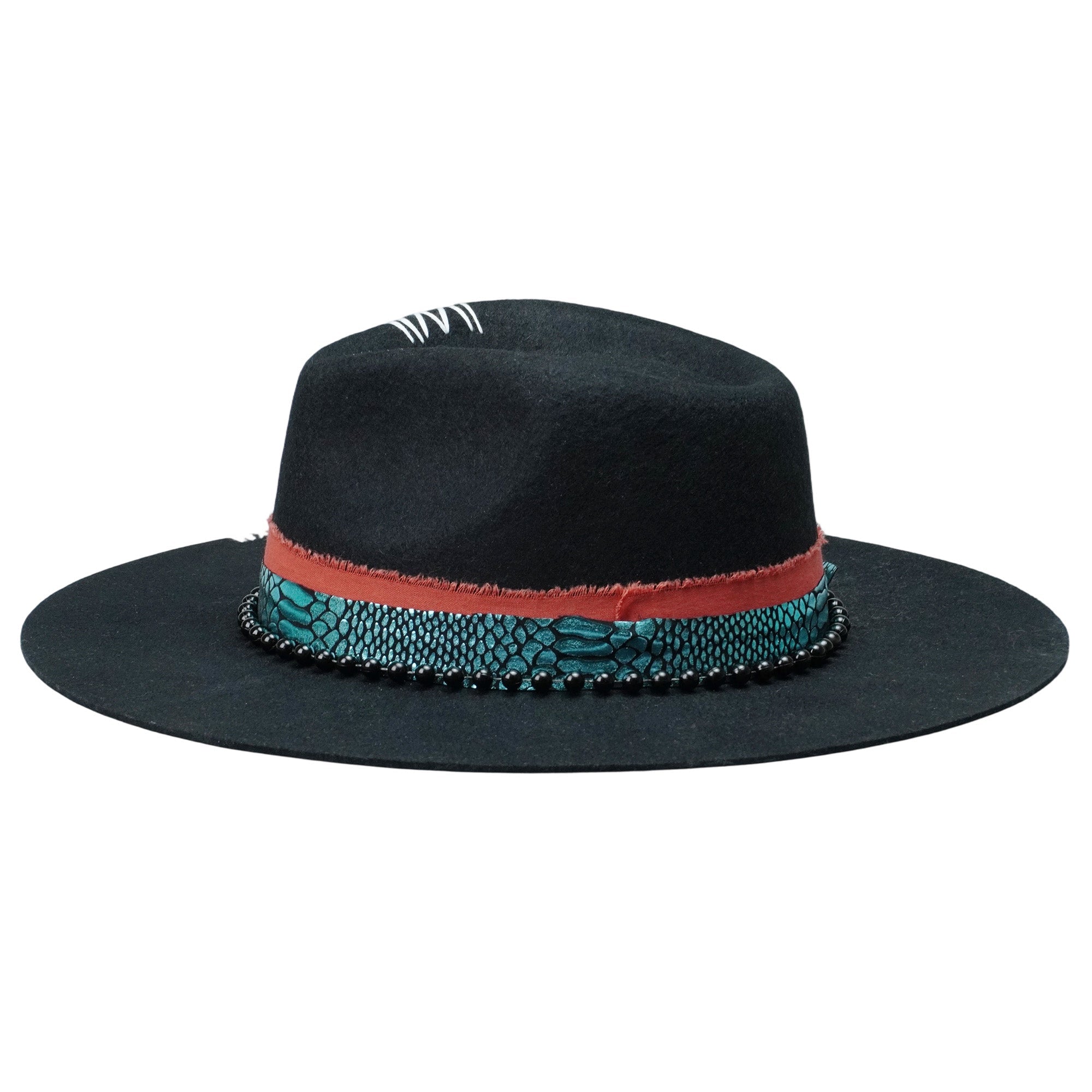 Chic Black Felt Hat – Contrast Stitching, Luxe Patterned Fabric Band