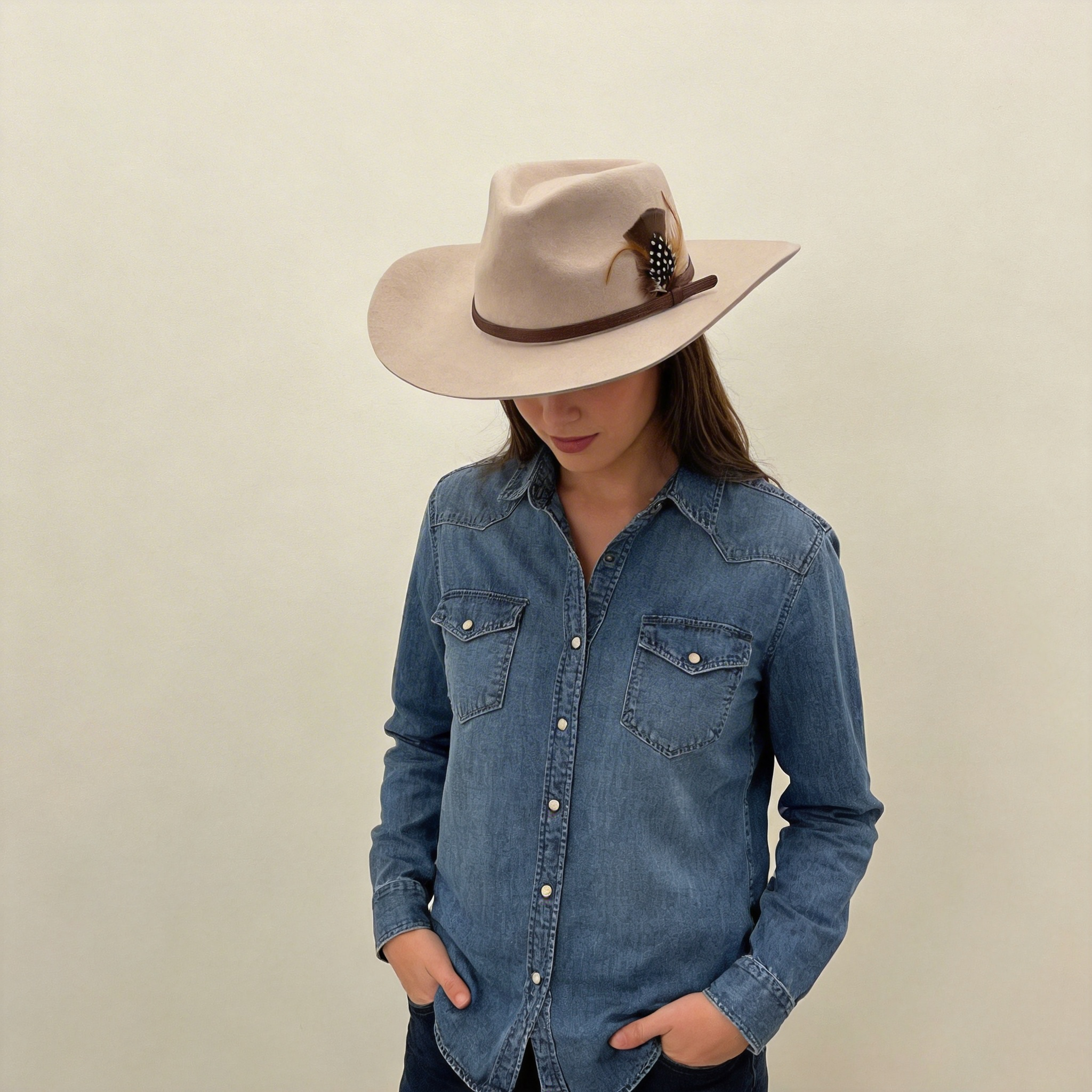 Modern Oatmeal Hat – Narrow Band Accent
