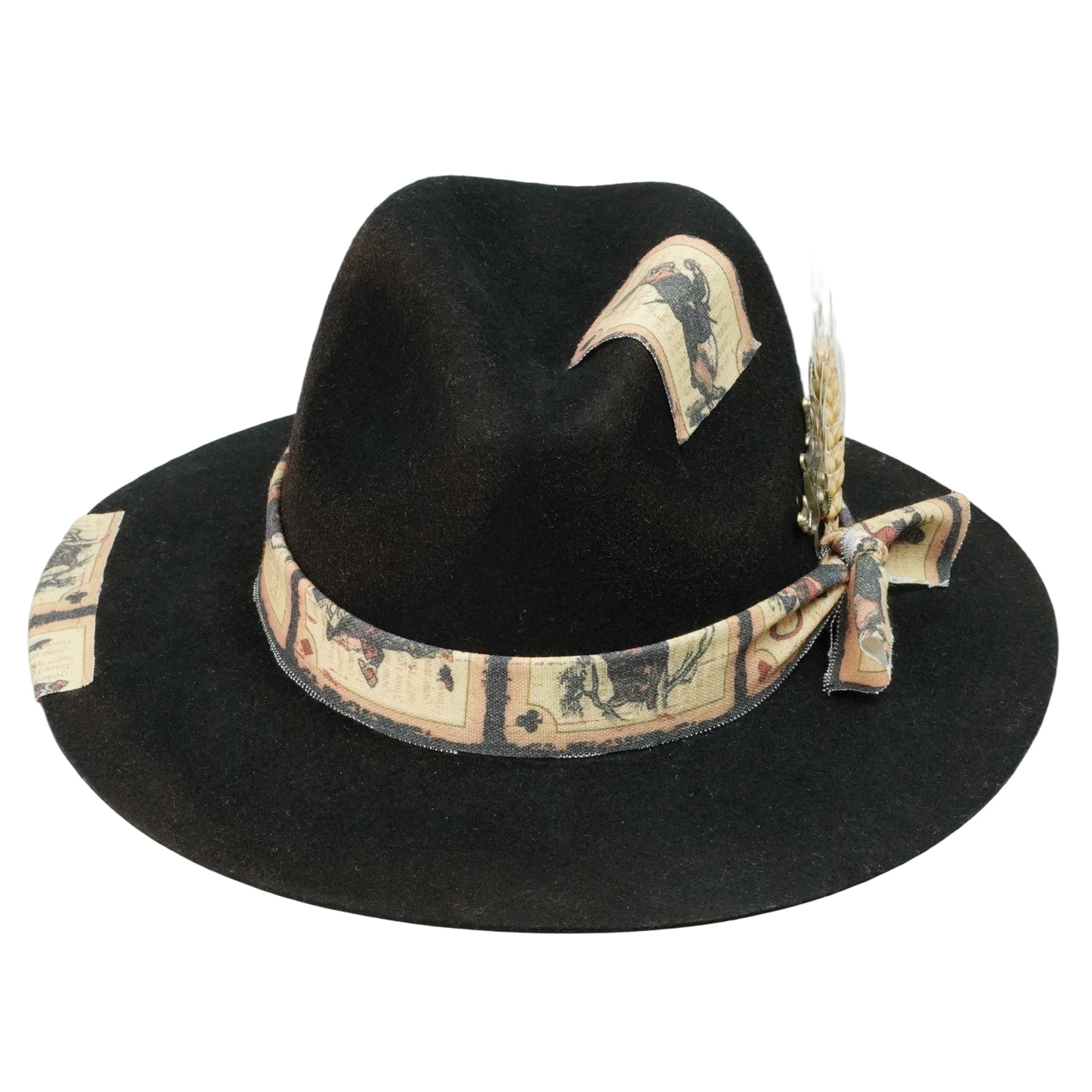 Minimal Felt Hat – Charred Detail, Retro Textile Trim