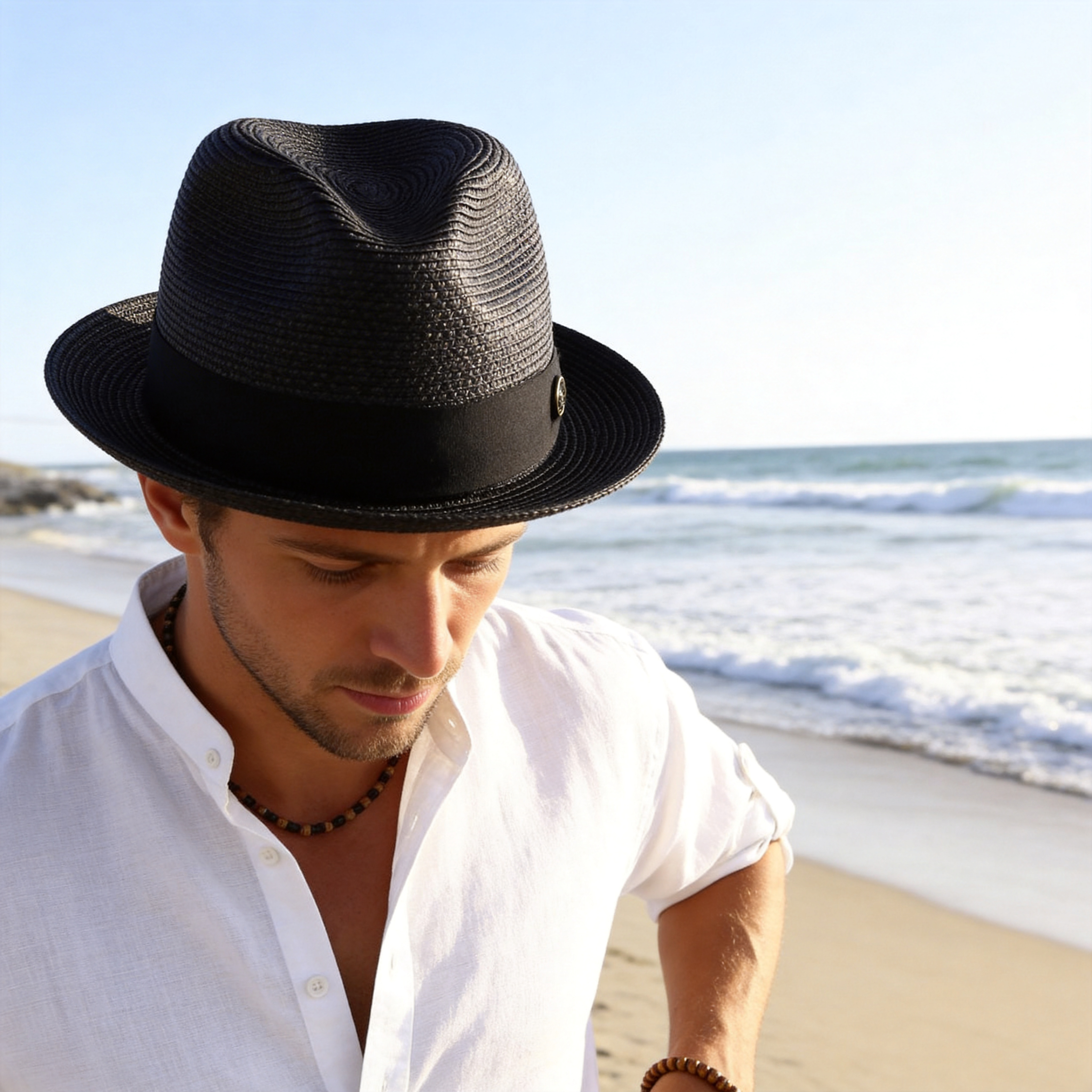 Minimalist Straw Hat – Timeless Black Straw