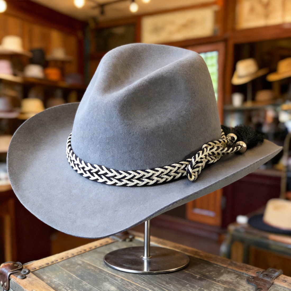 Light Gray Cowboy – Custom Knot
