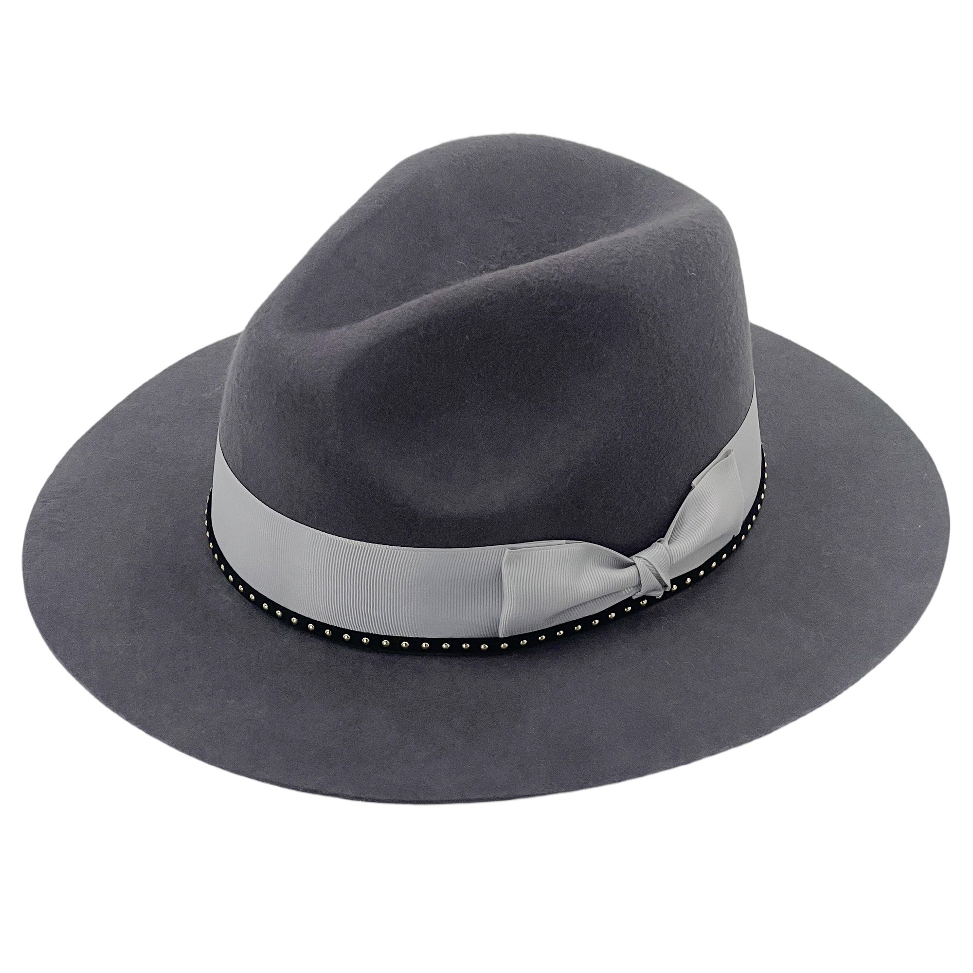 Gray Felt Hat – Minimalist Two-Tone Band