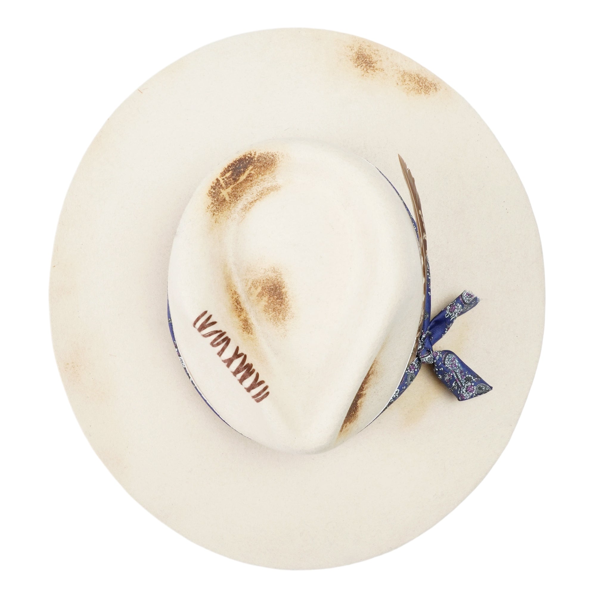 Contemporary Felt Hat – Sculpted Silhouette, Eclectic Trim
