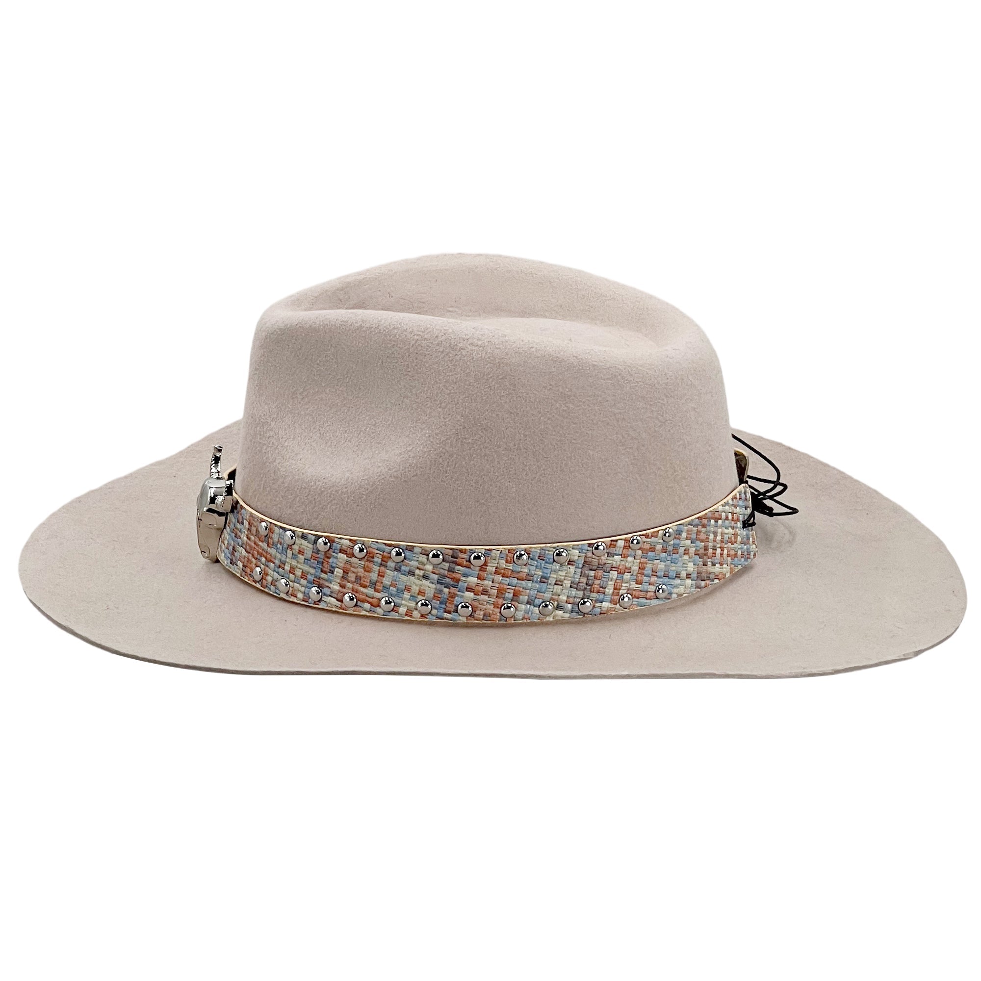 Light-Tone Cowboy – Teardrop Crown