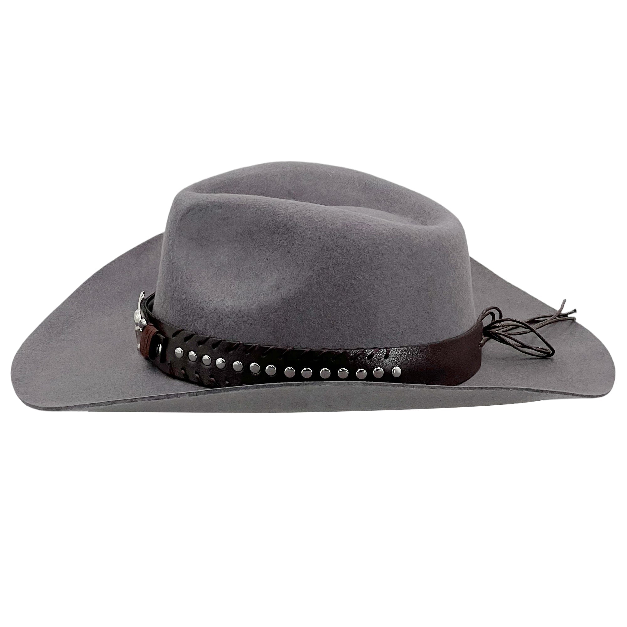 Gray Form – Quiet Clasp