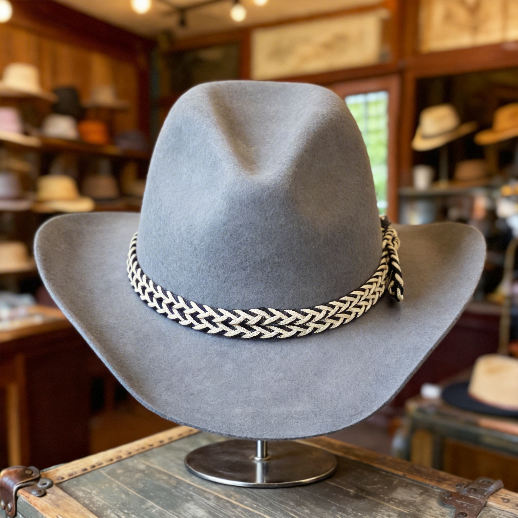 Light Gray Cowboy – Custom Knot