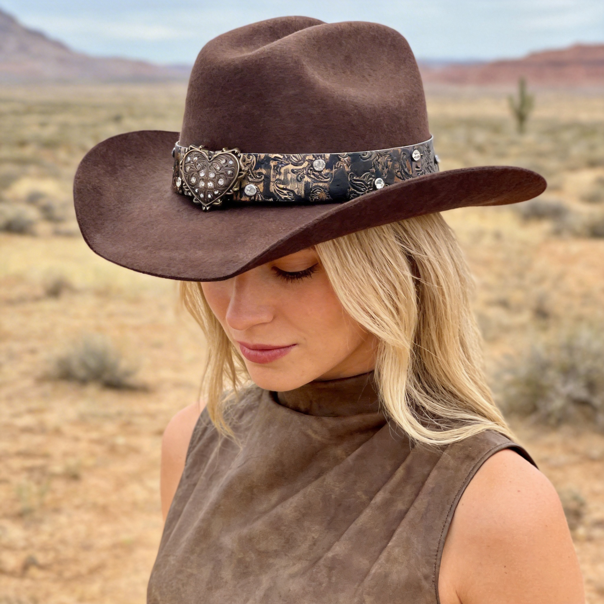 Brown Cowboy – Heart & Diamond Charms