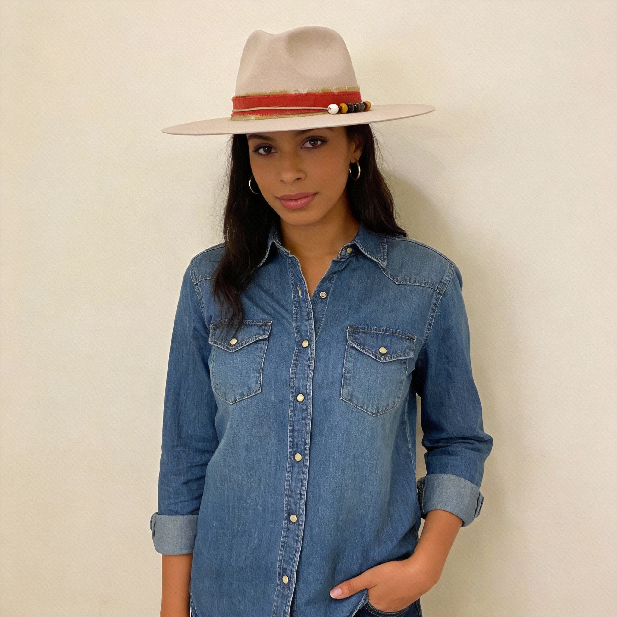 Beige Wide-Brim Felt Hat – Beaded Band