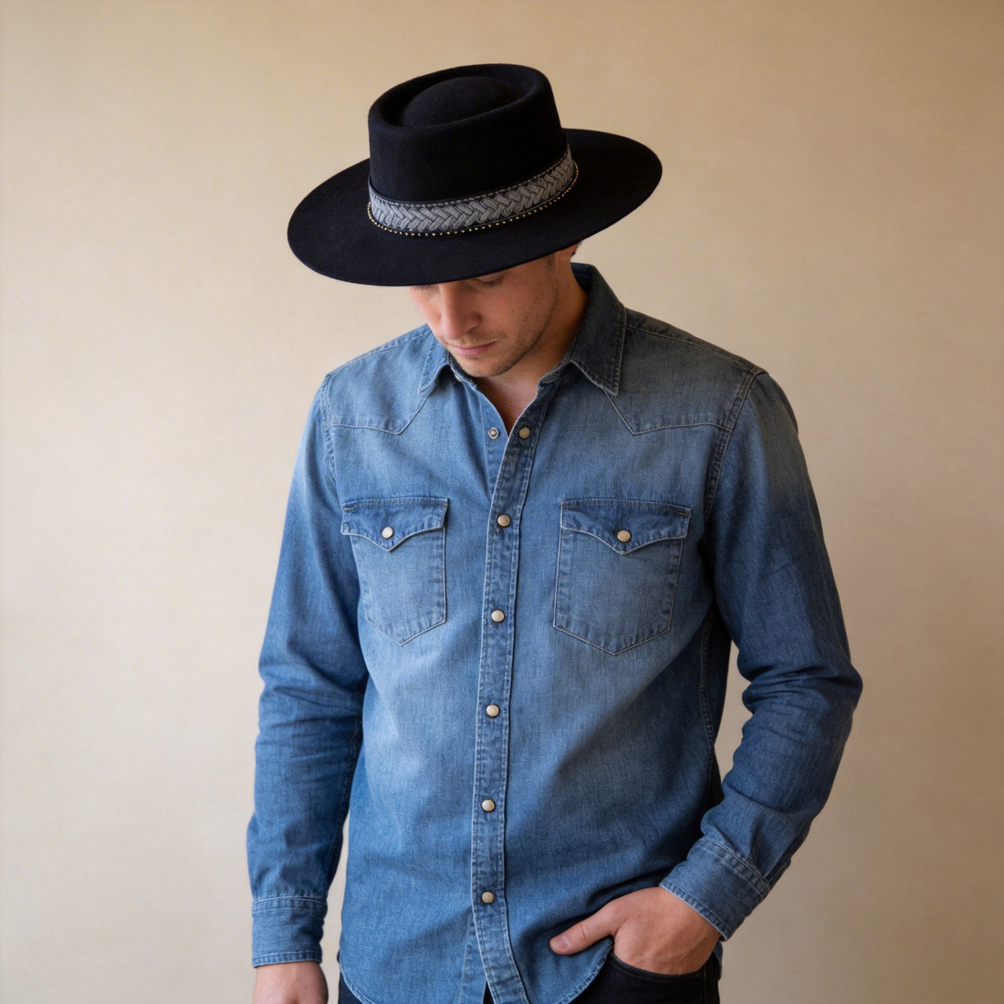 Artisan Black Gambler – Wide Flat Brim