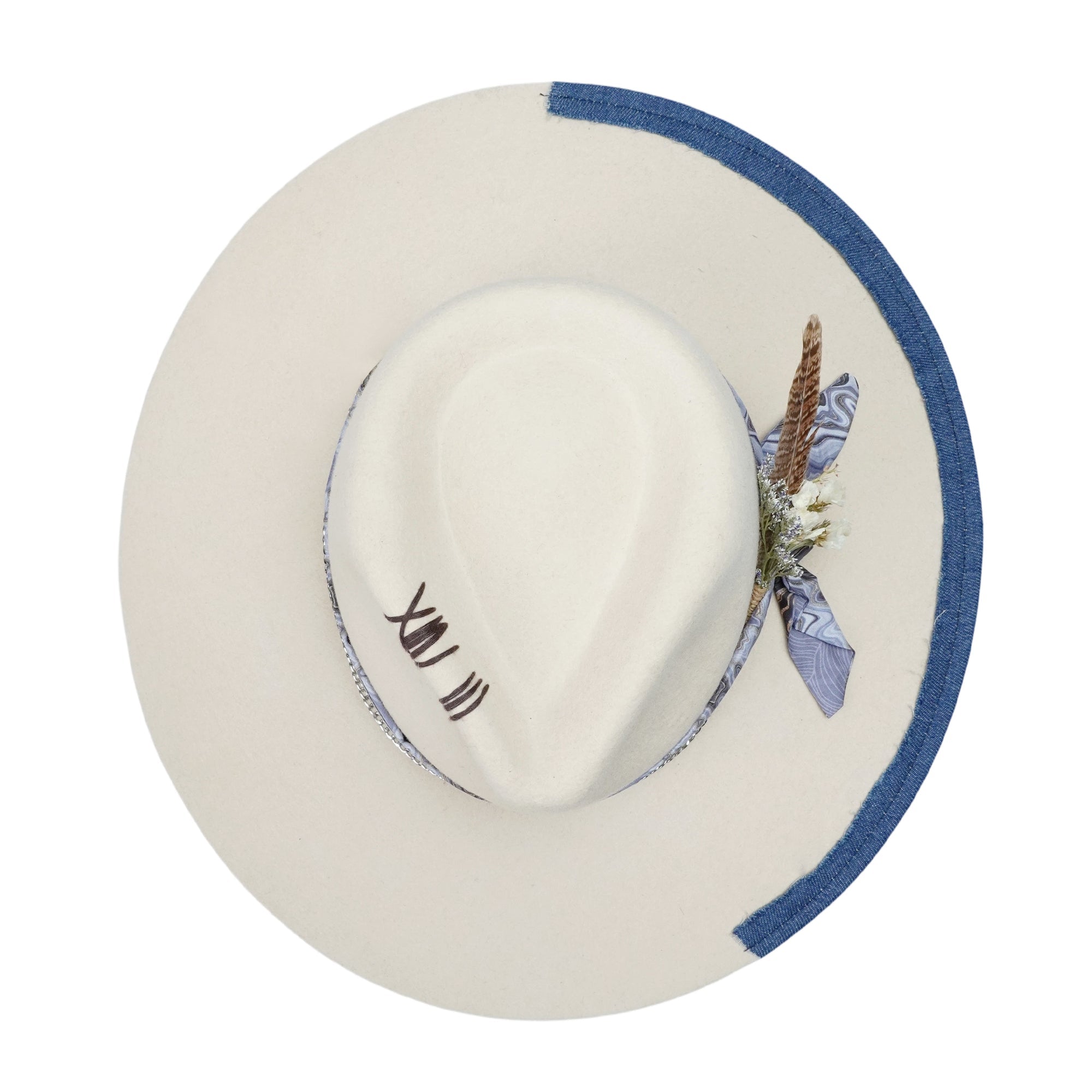 Teardrop Fedora - Off-White with Artistic Patterned Strap
