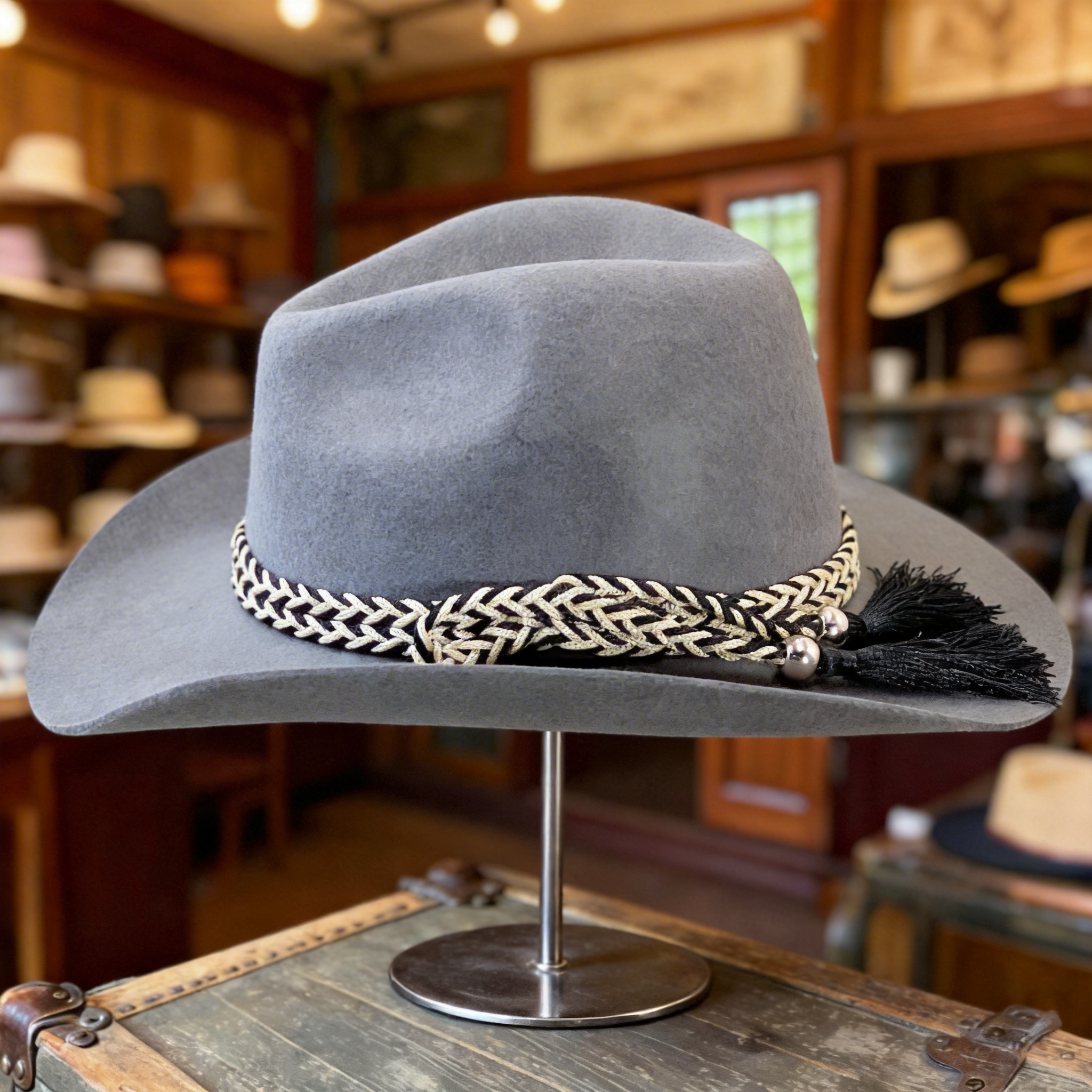 Light Gray Cowboy – Custom Knot