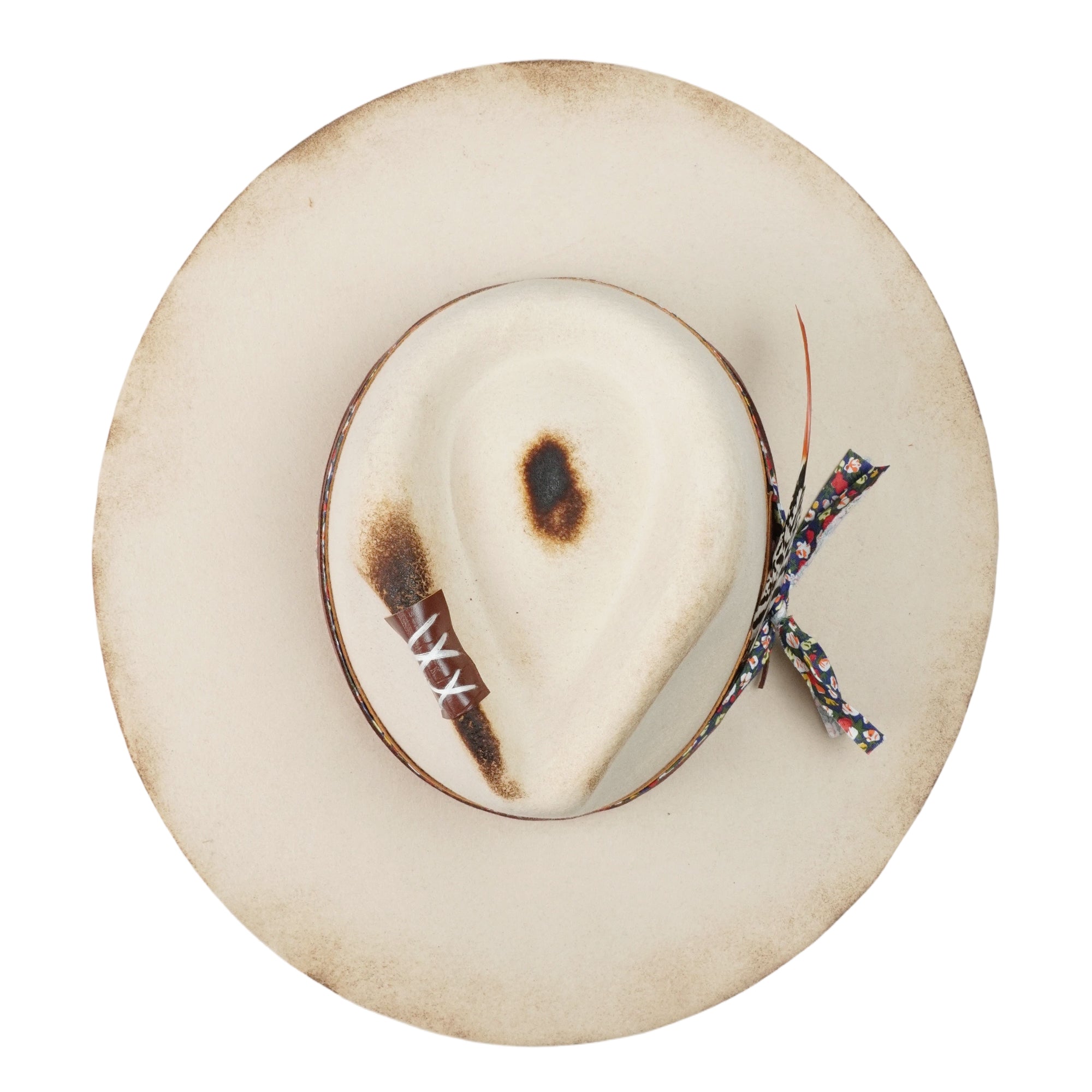 Hand-Burned Modern Felt Hat – Neutral Base, Mixed-Material Trim