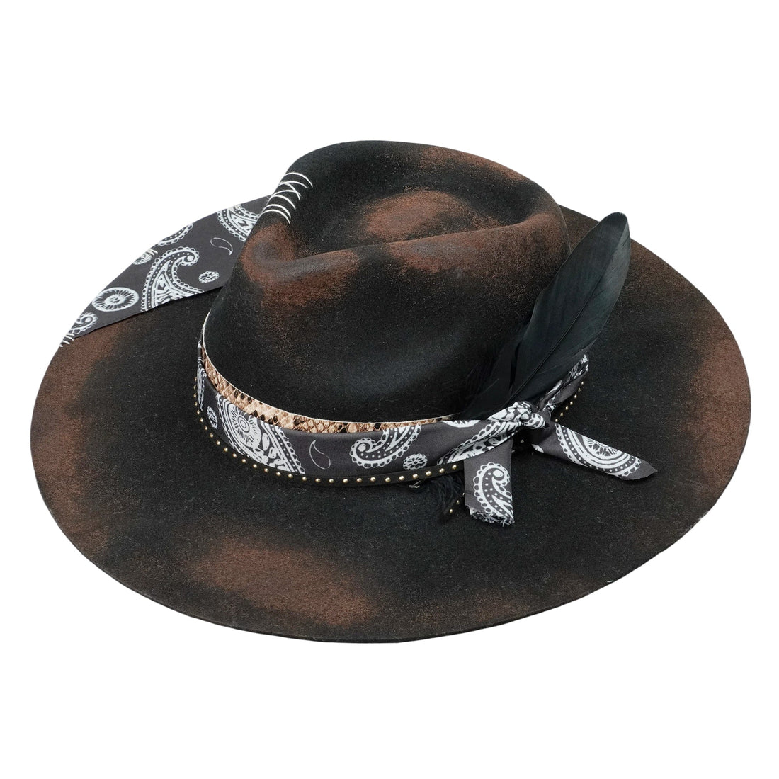 Minimal Felt Hat – Dark Base, Subtle Fire & Fabric Trim