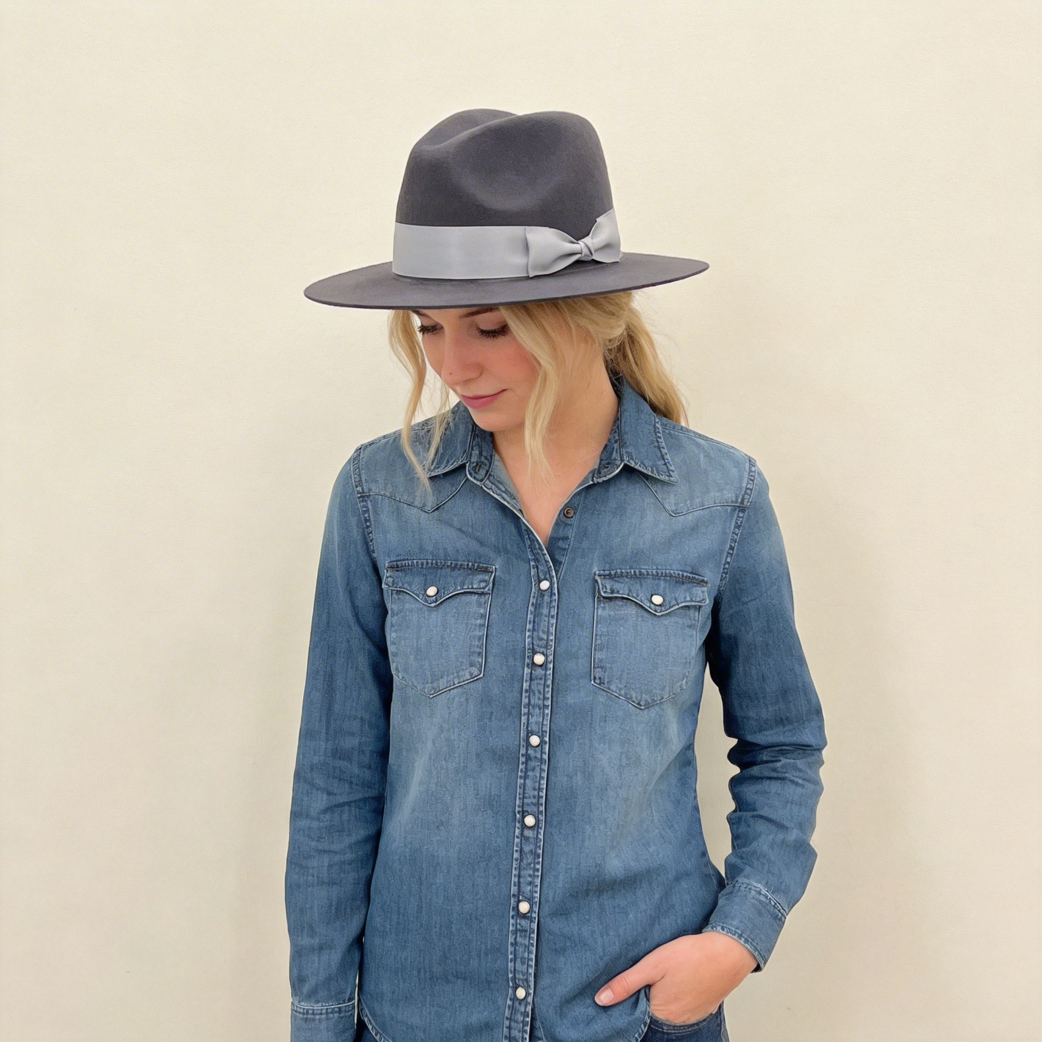 Modern Gray Hat – Elegant Satin Accent