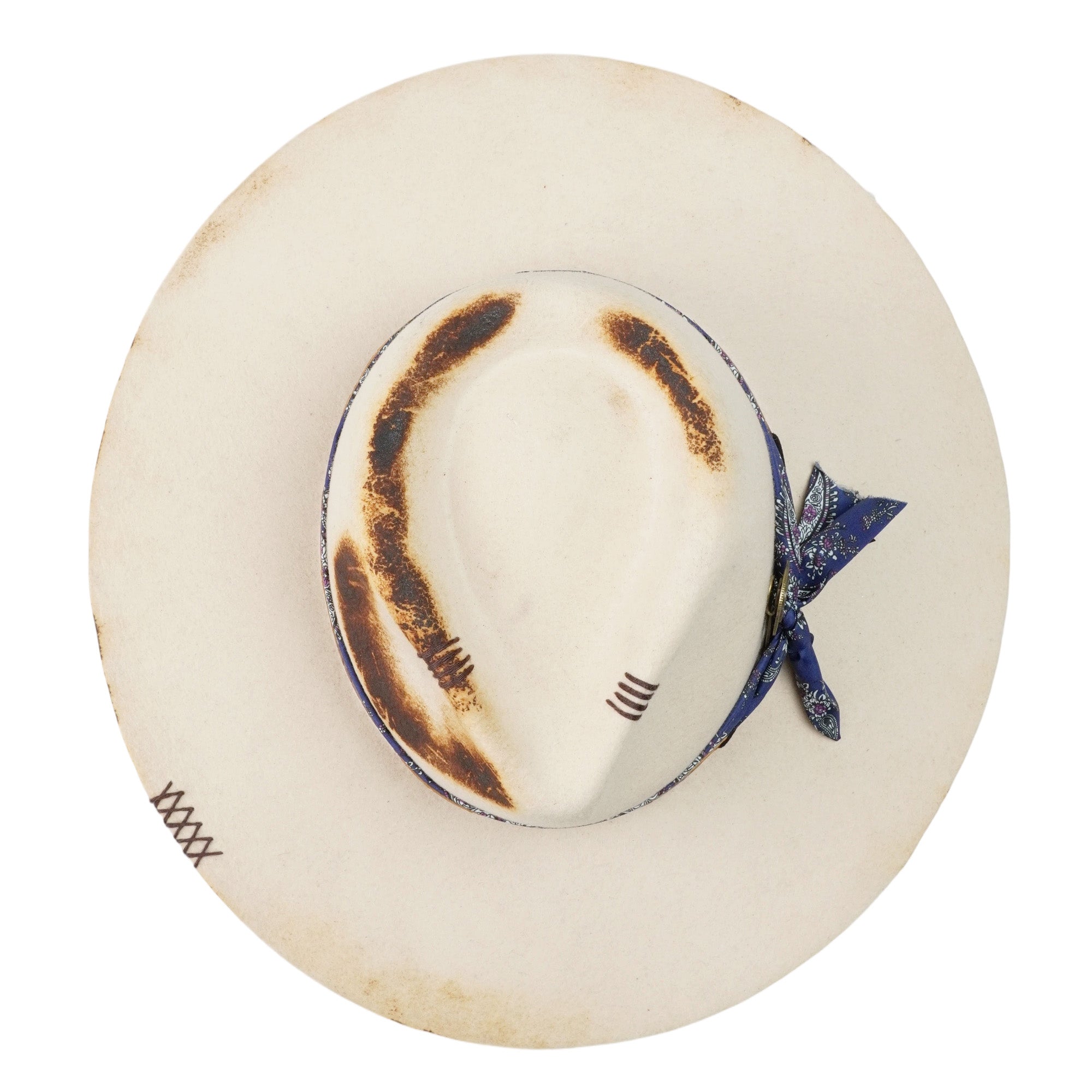 Hand-Burned Bold Felt Hat – Minimal Silhouette, Retro-Inspired Hardware