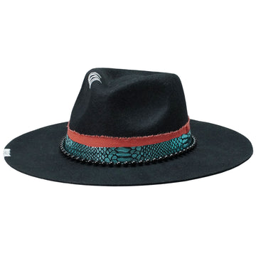 Chic Black Felt Hat – Contrast Stitching, Luxe Patterned Fabric Band
