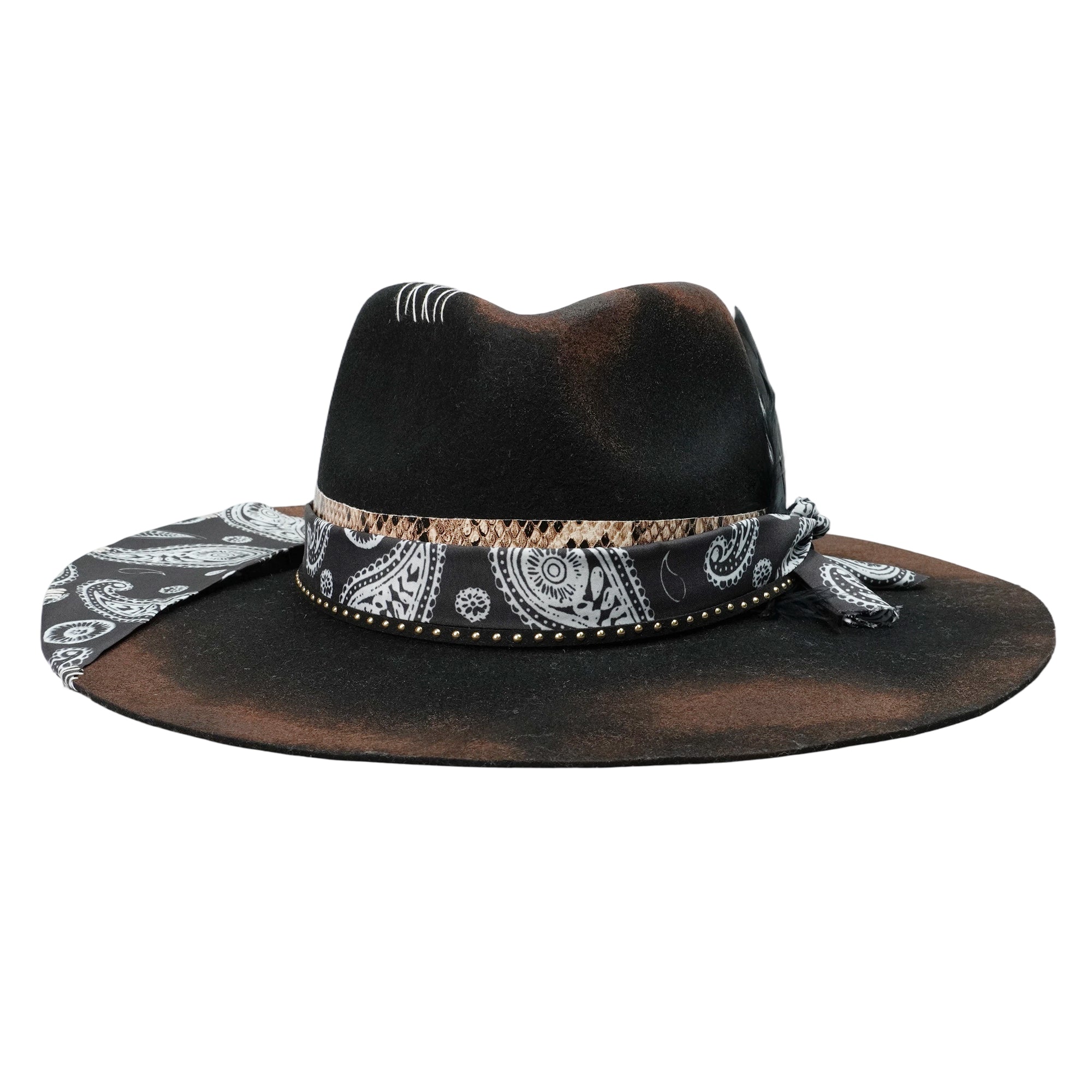 Minimal Felt Hat – Dark Base, Subtle Fire & Fabric Trim