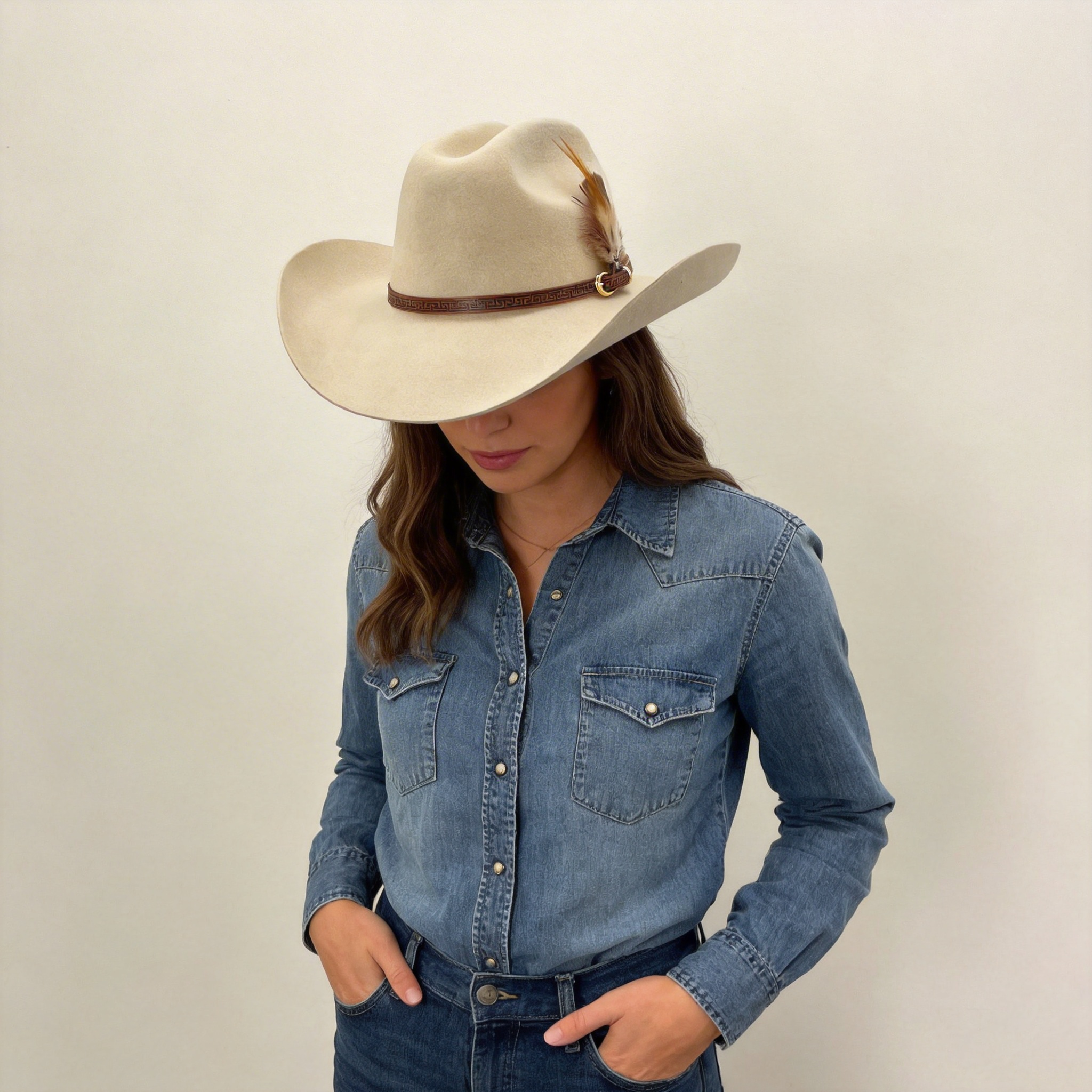 Oatmeal Cowboy – Custom Narrow Band & Feather