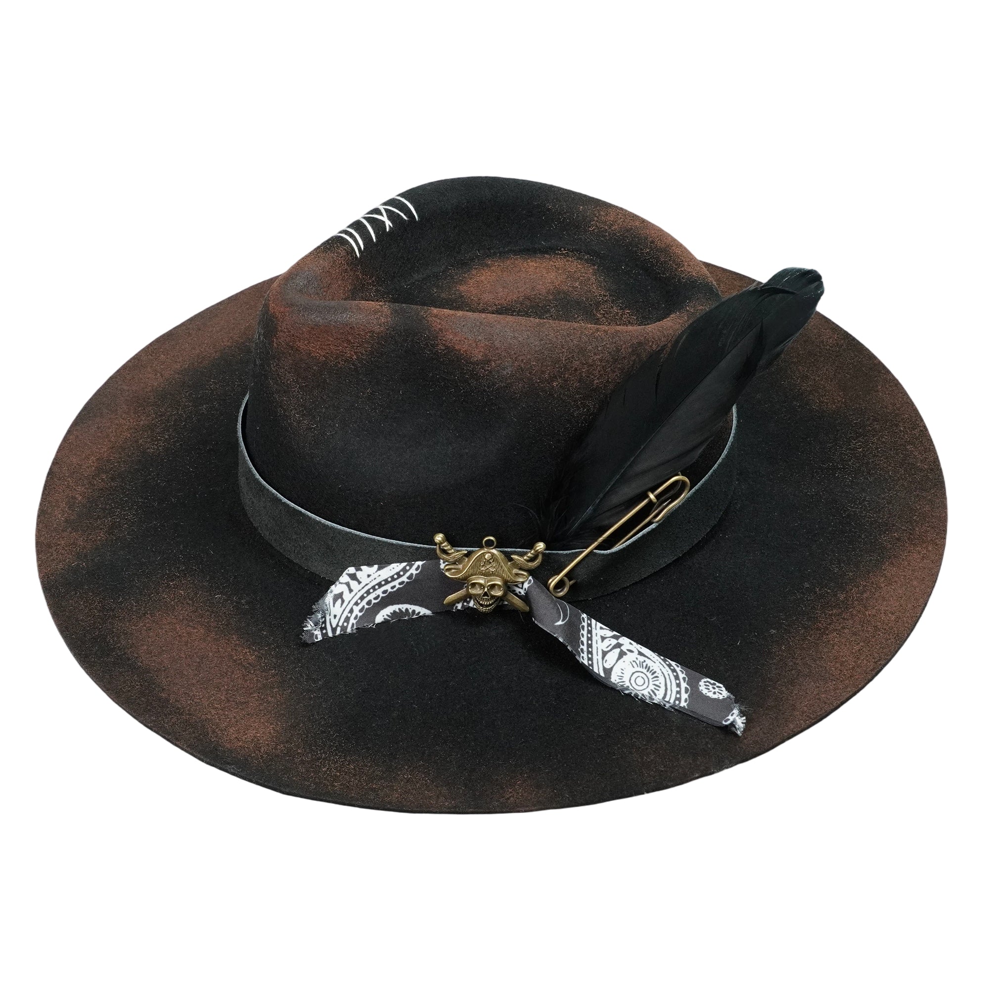 Edgy Felt Hat – Sculpted Form, Refined Hardware