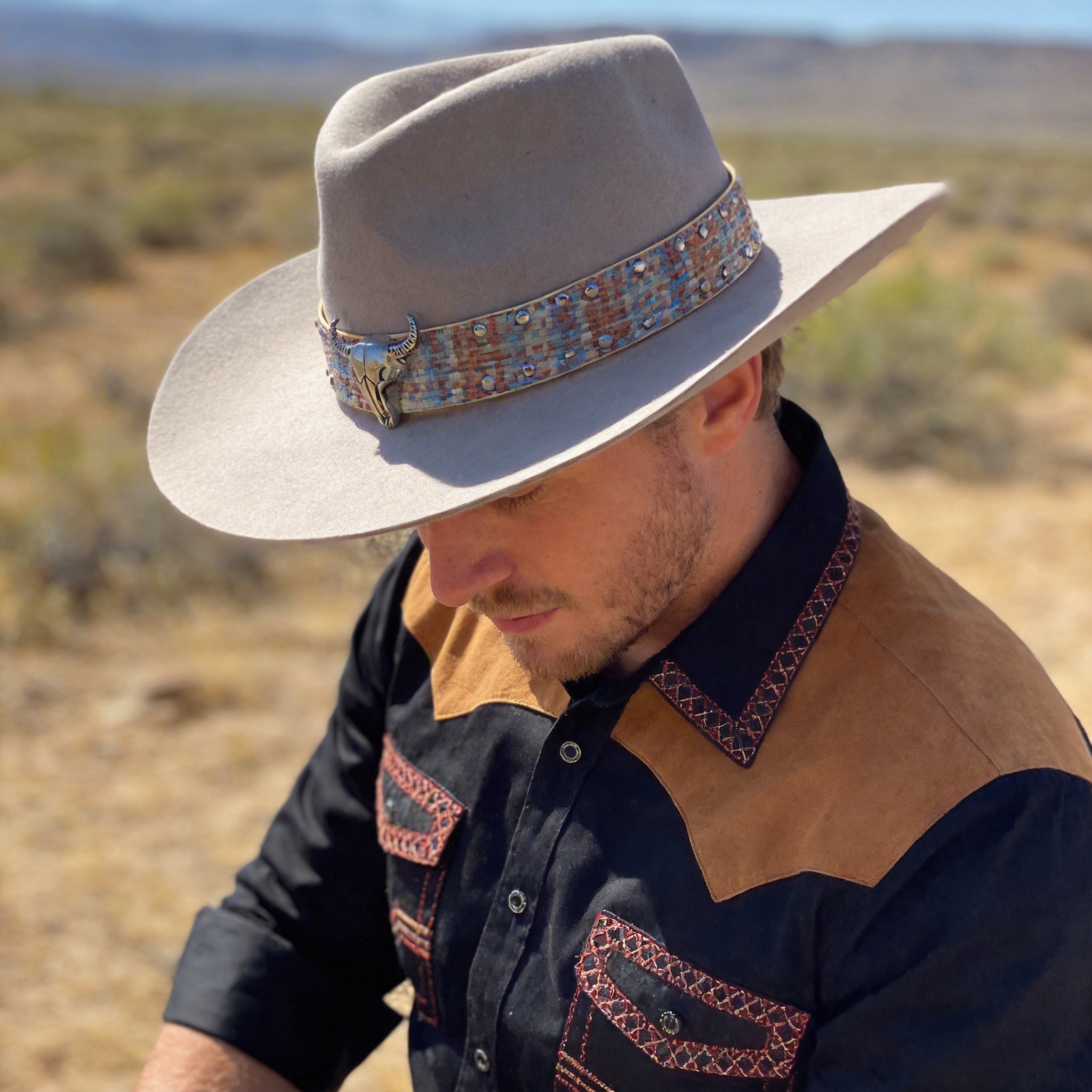 Light-Tone Cowboy – Teardrop Crown