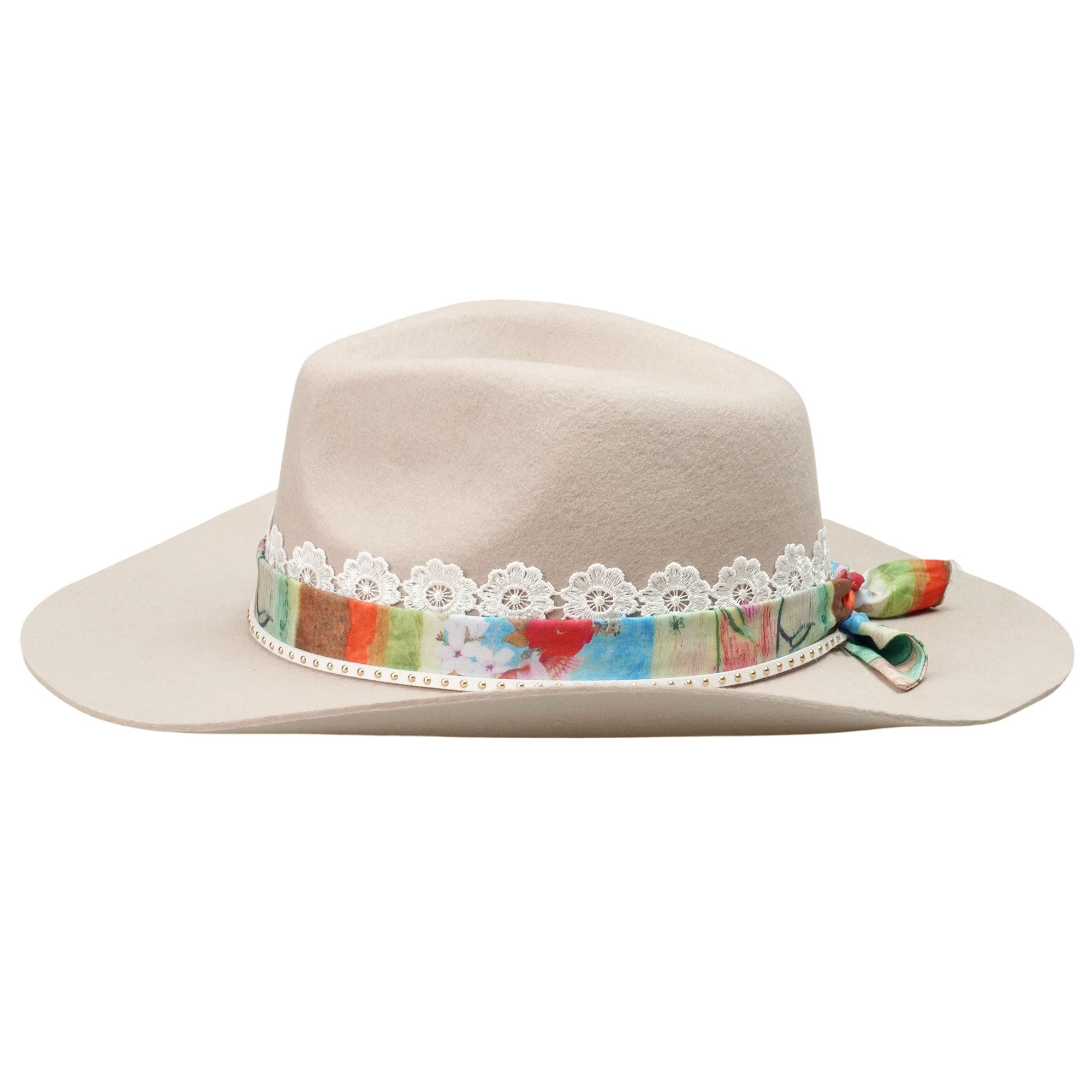 Off-White Rolled Brim Felt Hat with Lace & Art Band