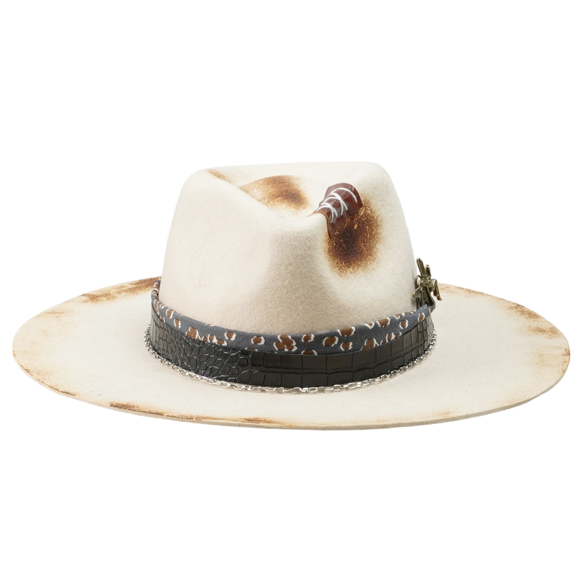 Artistic Felt Hat – Light Tone, Rebellious Hardware
