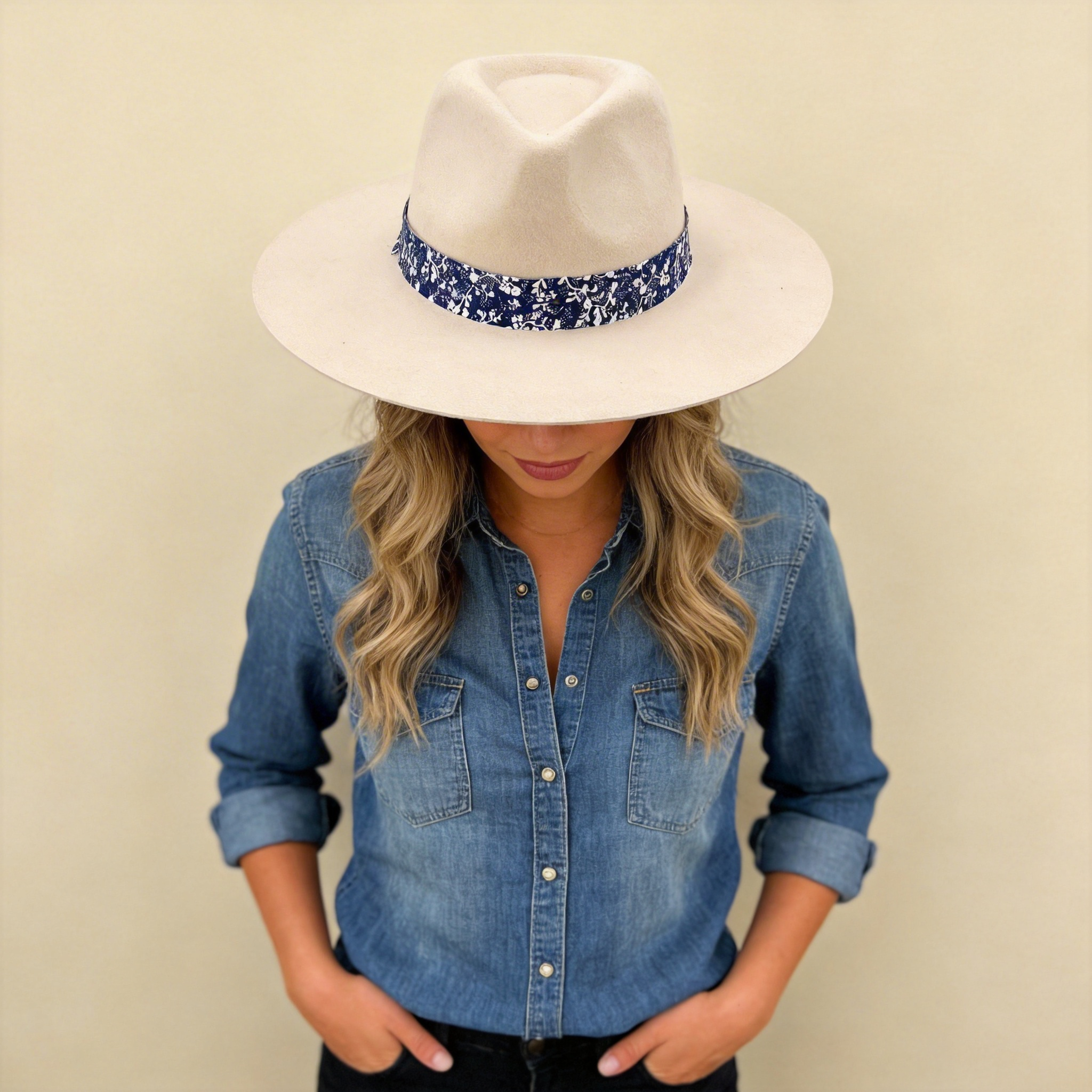 Custom Floral Band Hat – Ivory White