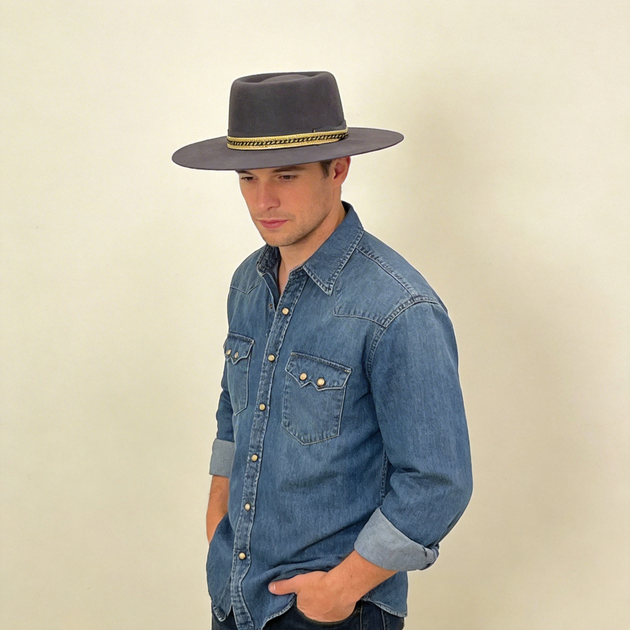 Gray Western Hat – Subtle Metallic Trim
