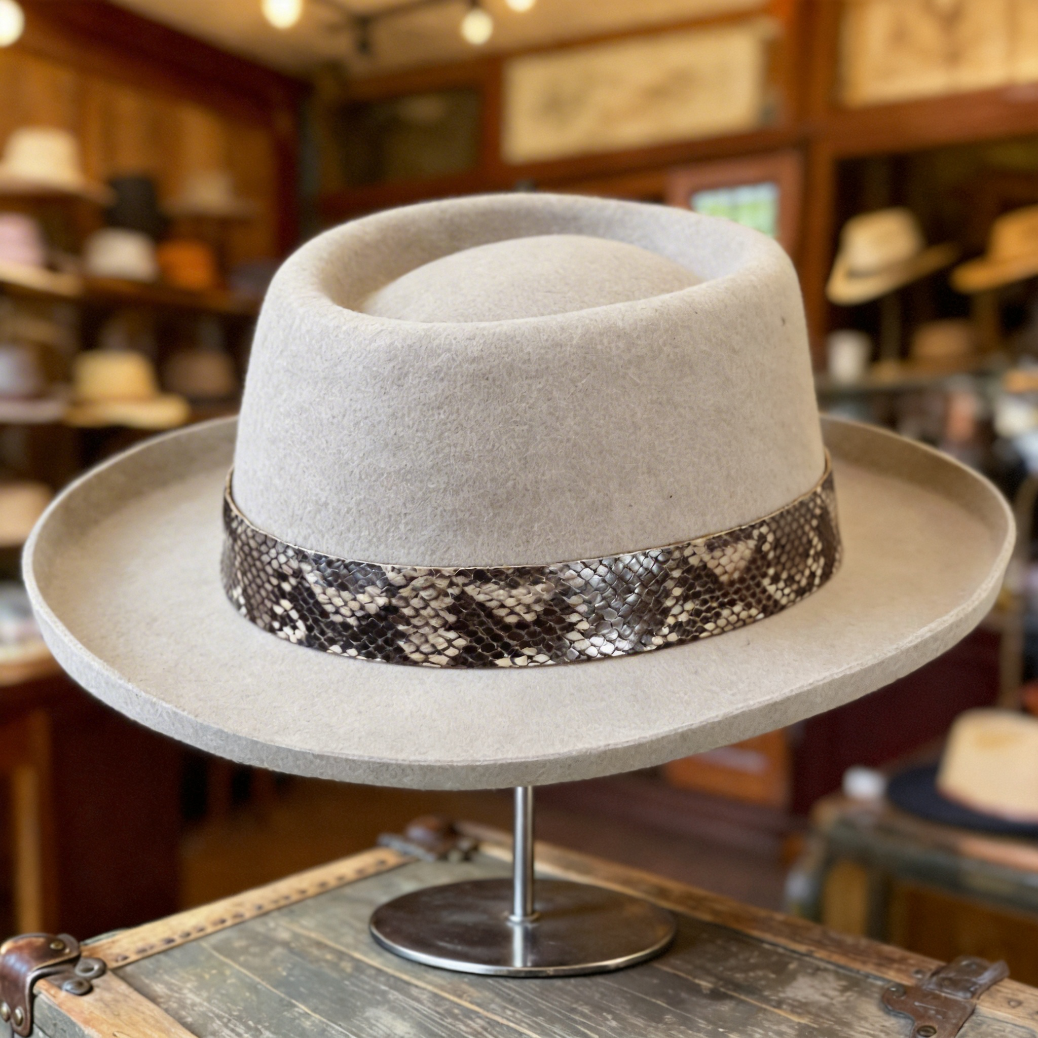 Warm White Hat Gambler Hat Artisan Band Detail