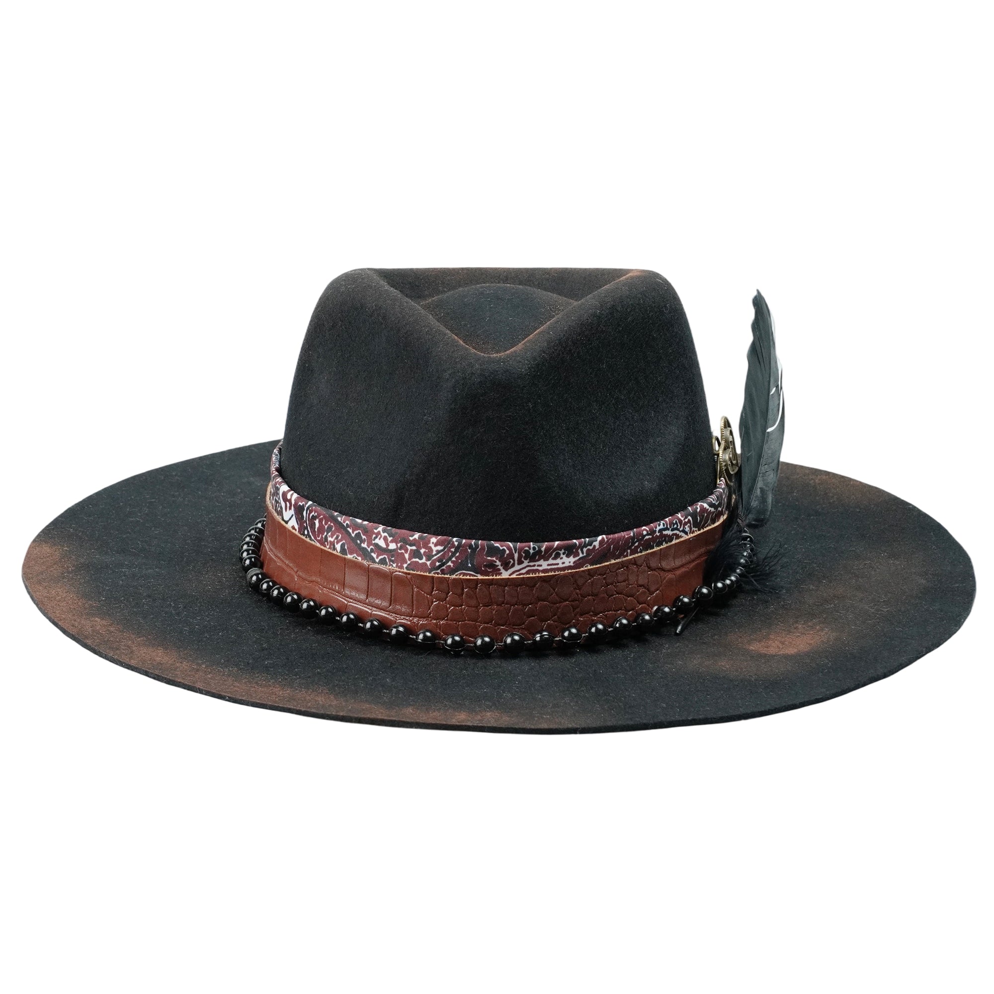 Hand-Burned Refined Felt Hat – Minimal Shape, Tactile Details